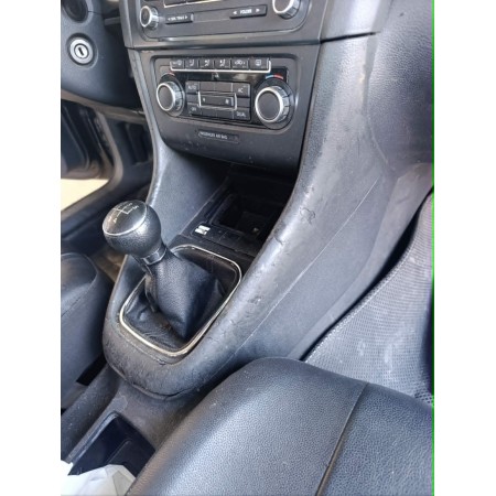 réparation et restauration console centrale, baguettes de porte golf 6